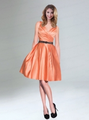 Low Price Orange Taffeta Short V Neck Dama Dresses
