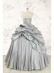 2015 Cheap Quinceanera Dresses with Strapless