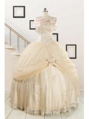 2015 Classical Appliques and Hand Made Flower Quinceanera Dresses in Champagne