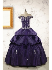 2015 Latest Off The Shoulder Appliques Quinceanera Dresses in Purple
