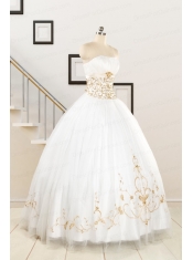 2015 Spring Sweet Beading White Quinceanera Dresses