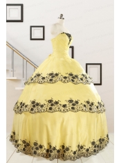 Cheap Ball Gown Quinceanera Dress with Appliques