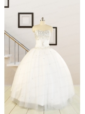 2015 White Elegant Quinceanera Dresses with Beading