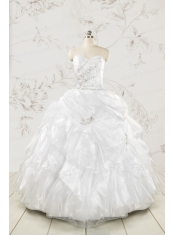 Classical White Quinceanera Dresses with Beading and Ruffles