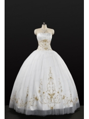 White Strapless 2015 Quinceanera Dress with Beading and Appliques