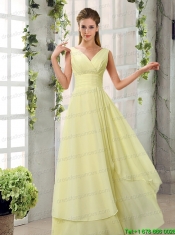 Ruching V Neck Chiffon Prom Dresses in Champagne