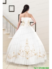 2015 Spring Modest Beading Quinceanera Dresses in White