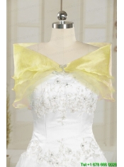 Luxurious Light Yellow Sweet 16 Dresses with White Appliques
