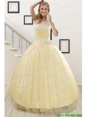 Luxurious Light Yellow Sweet 16 Dresses with White Appliques