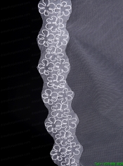 2014 Simple One-Tier Bridal Veils with Lace Appliques Edge