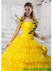 Beautiful Yellow Tulle Quinceanera Jacket with Appliques and Ruffles