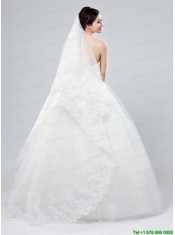 Discount Two-Tier Classic Wedding Veils with Lace Edge