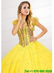 Fashionable Tulle Short Beading Quinceanera Jacket in Yellow