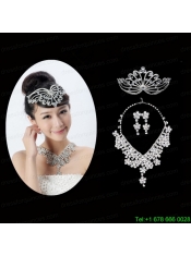 Dignified Rhinestone DreamlikeJewelry Set Including Necklace,Tiara