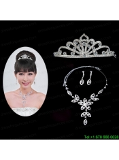 Gorgeous Alloy With Rhinestone Ladies' Necklace and Tiara