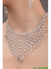 Luxurious Pearl and Alloy Dignified Ladies' Tiara and Necklace