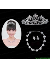 Luxurious Rhinestone Ladies' Jewelry Set Including for Ladies