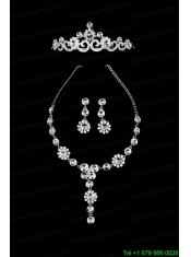 Shimmering Ladies Necklace and Tiara Jewelry Set