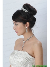 Shimmering Ladies Necklace and Tiara Jewelry Set
