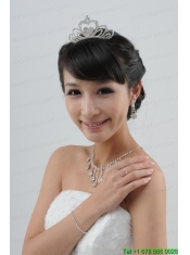 Vintage Style Rhinestons Necklace And  Crown With Shining Diamond
