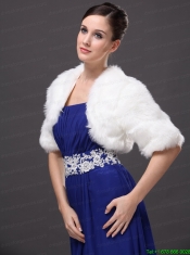 Exquisite Faux Fur V-Neck Half-Sleeves Wedding Party and Prom White Jacket