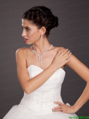 High Quality Crystal Jewelry Set Including Necklace and Earrings