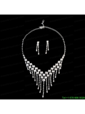 Luxurious Bridal Jewelry Set Including Necklace With Earrings