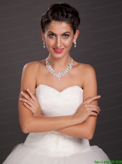 Luxurious Imitation Pearl Ladies' Jewelry Set Including Necklace And Earrings