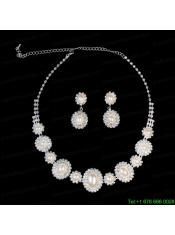 Luxurious Pearl Ladies' Jewelry Set Including Necklace And Earrings