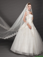 Perfect Lace Appliques Edge Organza Wedding Veil