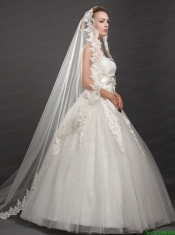 Perfect Lace Appliques Edge Organza Wedding Veil