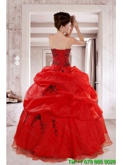 2015 Best Red Quinceanera Dresses with Appliques and Pick Ups