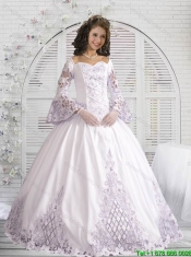 2015 Fashionable Laced Quinceanera Gowns with Hand Made Flowers