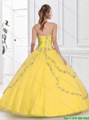 Latest 2016 Yellow Sweetheart Quinceanera Gowns with Beading