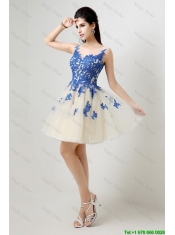 New Arrivals A Line Bateau Prom Dresses with Appliques