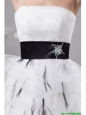 2016 Exquisite Belt and Ruffled Layers White Short Prom Dresses