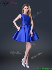 2016 Beautiful Short Bateau Prom Dresses with Bowknot and Beading