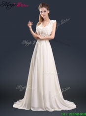 2016 Pretty V Neck Empire Prom Dresses with Appliques
