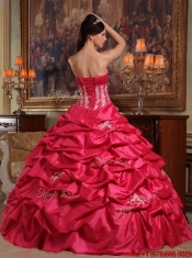 2016 Classical Coral Red Strapless Quinceanera Gowns with Appliques