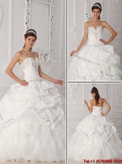 2016 Elegant White Sweetheart Quinceanera Gowns with Beading