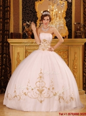 Best White Strapless Quinceanera Dresses with Appliques