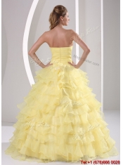 Classical Sweetheart Quinceaners Gowns with Appliques and Ruffled Layers