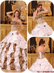 Wholesale Strapless Brush Train Quinceanera Dresses in White