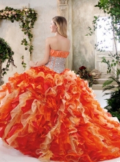 2016 Luxurious Strapless Quinceanera Dresses with Sequins and Ruffles