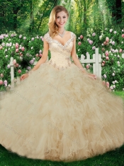 Luxurious Ball Gown Beading Quinceanera Dresses with Cap Sleeves