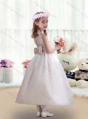 Top Selling White Flower Little Girl Dress with Bowknot