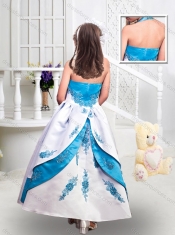 Fashionable Halter Top Satin Little Girl Pageant Dresses with Appliques