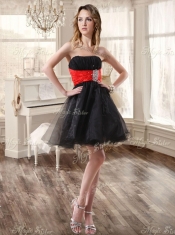 Pretty Zebra Ruffled Red and Black Quinceanera Dress and Beaded Short Dama Dresses
