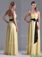 Beautiful Sweetheart Yellow Prom Dress with Ruching and Black Bowknot