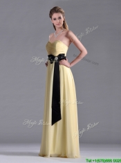 Beautiful Sweetheart Yellow Prom Dress with Ruching and Black Bowknot